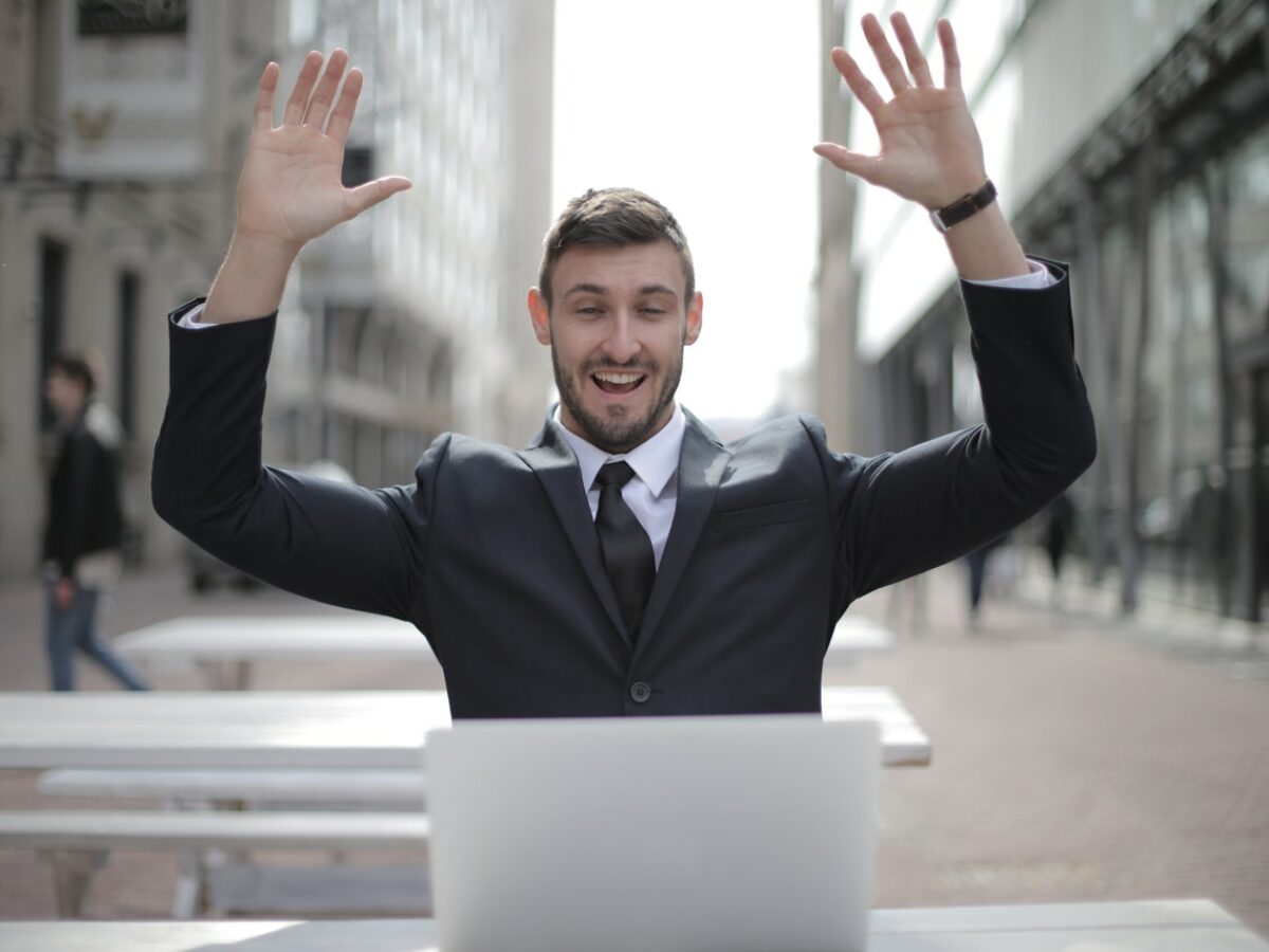 ROAS是什麼？跟ROI有什麼差別？5大廣告專有名詞介紹