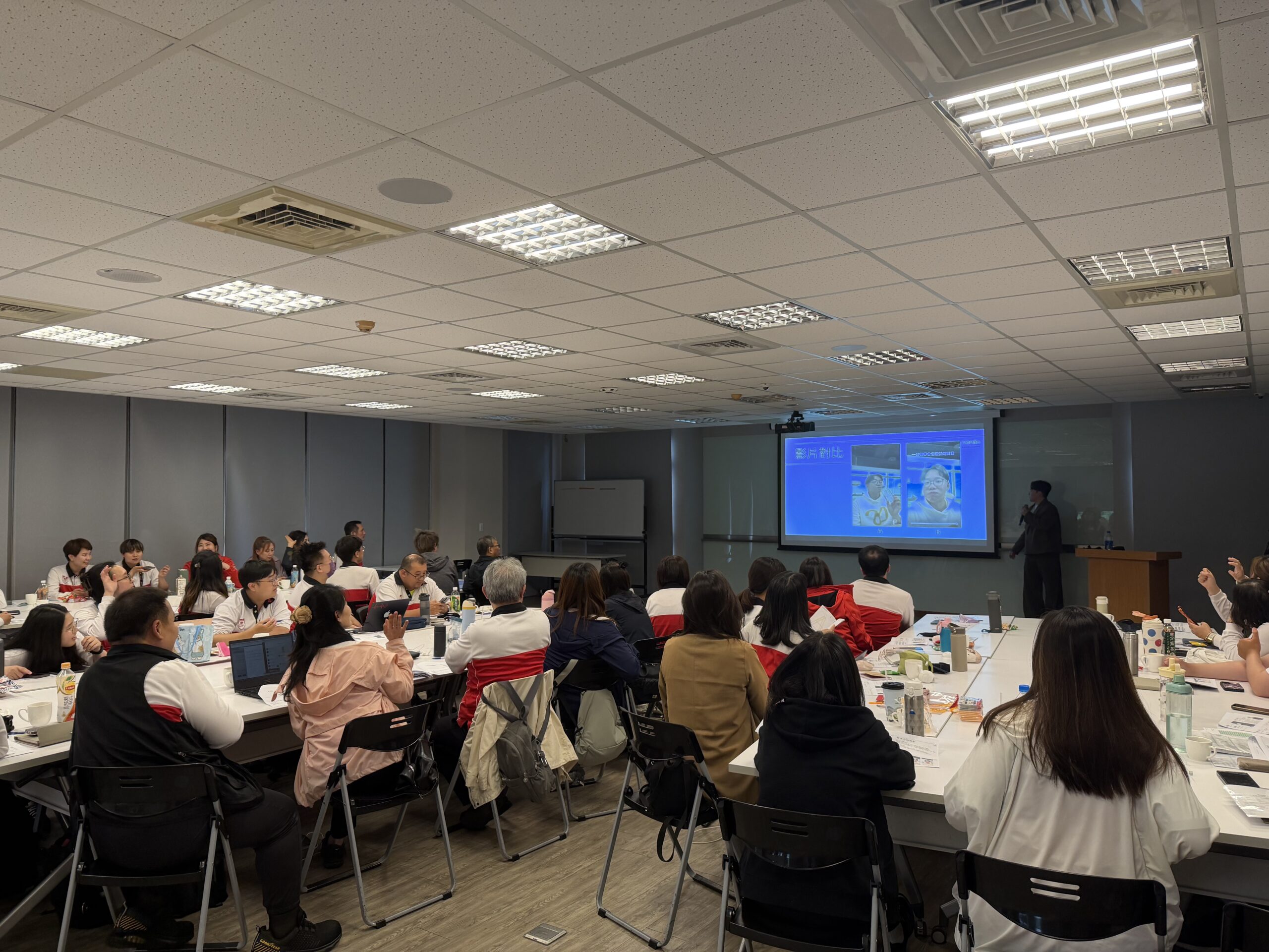 短影音是講師的「專業名片」：從授課到 IP 經營